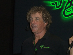 画像ギャラリー No.010のサムネイル画像 / Razer USAブースで行われた「StarCraft II: Wings Of Liberty」イベントレポート。台湾トップレベルのSEN氏を日本人プレイヤーが打ち負かす場面も