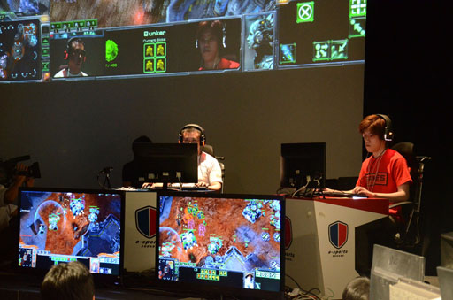 画像ギャラリー No.007のサムネイル画像 / 「第2回 eスポーツ JAPAN CUP」開催。2代目チャンピオンの座をかけて争われた激戦の模様をレポート