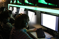 画像ギャラリー No.010のサムネイル画像 / 全国7都市を巡る「ハンゲームキャラバン2012 春」が開催。初日に行われた「SPECIAL FORCE」「ELSWORD」のイベントで発表された新情報とは