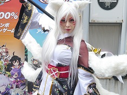 画像ギャラリー No.010のサムネイル画像 / イタリア人コスプレイヤーによる「修羅」，聖夜の街に降臨！「ELSWORD」の魅力をアピールしたPRイベントレポート