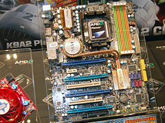 画像集#013のサムネイル/AMD,“Phenom世代”のHT3.0対応チップセット「AMD 7」発表――Reuven Soraya氏に聞くSpiderプラットフォームの意義