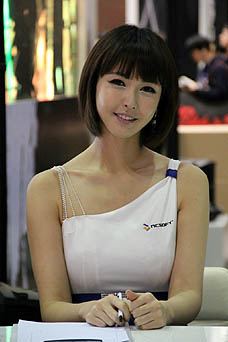 ���������꡼ No.024�Υ���ͥ������ / 4Gamer��1���֤򿶤��֤��Weekly 4Gamer��2010ǯ11��27����12��3��ʬ