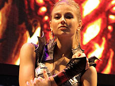 ���������꡼ No.015�Υ���ͥ������ / 4Gamer��1���֤򿶤��֤��Weekly 4Gamer��2011ǯ11��12����11��18��ʬ