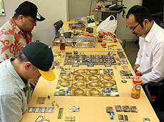 ���������꡼ No.008�Υ���ͥ������ / 4Gamer��1���֤򿶤��֤��Weekly 4Gamer��2012ǯ8��11����8��17��