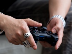 ���������꡼ No.007�Υ���ͥ������ / 4Gamer��1���֤򿶤��֤��Weekly 4Gamer��2013ǯ6��8����6��14��