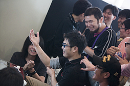 ���������꡼ No.009�Υ���ͥ������ / 4Gamer��1���֤򿶤��֤��Weekly 4Gamer��2015ǯ7��4����7��10��