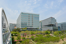 ���������꡼ No.005�Υ���ͥ������ / 4Gamer��1���֤򿶤��֤��Weekly 4Gamer��2016ǯ4��23����4��29��