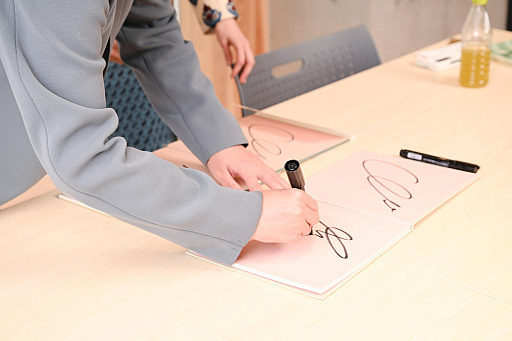 ���������꡼ No.033�Υ���ͥ������ / 4Gamer��1���֤򿶤��֤��Weekly 4Gamer�ס�2023ǯ5��1����5��7��