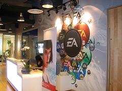 ������#005�Υ���ͥ���/��͸�Faith�Υ�ǥ��ï����EA����Mirror's Edge�פΥץ쥼��ơ�����󥤥٥�Ȥ򳫺�