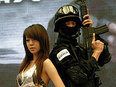 ������#012�Υ���ͥ���/��CJ 2008��16�ϥ��塼��ʱ�Фˤ���äȤӤä��ꡣ�֥����󥿡����ȥ饤������饤�����񥵡��ӥ�ȯɽ�� 