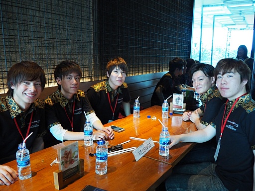 画像ギャラリー No.007のサムネイル画像 / 「カウンターストライクオンライン」の世界大会がインドネシアで開催中。日本代表チームVeliaSからのコメントを紹介