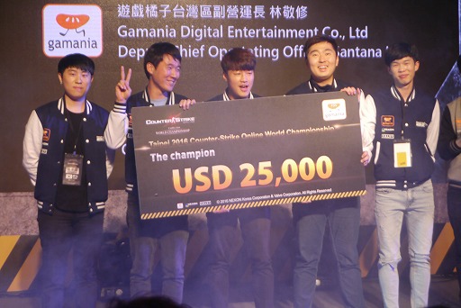 画像ギャラリー No.032のサムネイル画像 / 日本代表がベスト4入りを果たす! 「カウンターストライクオンライン」世界大会「CSOWC 2016」後半戦の様子をお届け