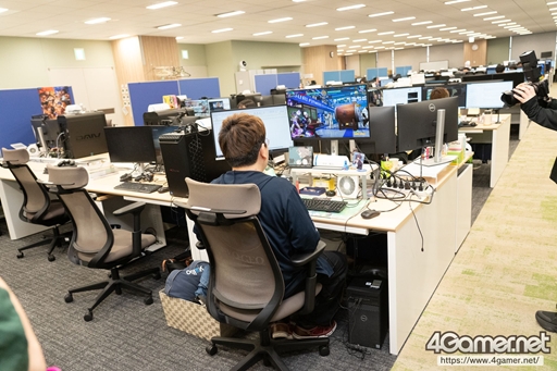 画像ギャラリー No.036のサムネイル画像 / SNK本社の開発現場に潜入。ロビーを改装したモーションキャプチャスタジオや,「新世界楽曲雑技団」のベースなど,歴史と進化を感じるスタジオツアーをレポート