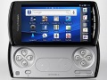 「Xperia Play」，Sony Ericssonの公式Facebookページにおいて2月13日に正式発表。噂の“プレステ携帯”の本体写真が先行公開