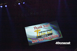 ���������꡼ No.017�Υ���ͥ������ / Zepp Tokyo�˹�ڥ����ƥ����Ȥ����硣����Ϫ�Ȥʤ�ڶʤ�ʹ������TEAM Entertainment Live Act 2011�פ����ͤ��ݡ���