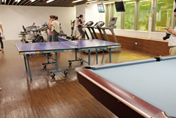 ���������꡼ No.019�Υ���ͥ������ / ��Ω����16ǯ��1500�͵��Ϥδ�Ȥ���Ĺ�������Ѥ�Gamania�������ܼҥӥ��ˬ�䤷����饤�󥲡��೫ȯ�䥢�˥�����θ���ʤɤ򸫤��Ƥ��ä�