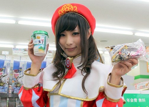 画像ギャラリー No.021のサムネイル画像 / 「ドラゴンネスト」がファミリーマートと大型タイアップを展開! 店内がドラゴンネスト一色に染まった外神田四丁目店をレポート