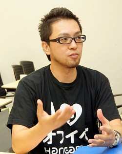 画像ギャラリー No.006のサムネイル画像 / 「ハンゲームフェスティバル★2012は,来ていただければ絶対楽しめます」。計9時間以上に及ぶステージとアトラクションを仕掛ける2人のキーマンに聞く