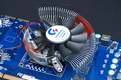 画像集#002のサムネイル/GIGABYTE,Zalman製クーラー搭載のOC版HD 3870カードを発売