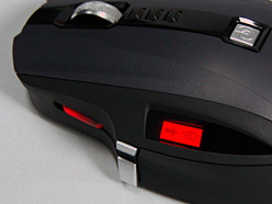 画像集#031のサムネイル/「SideWinder X8」レビュー掲載。BlueTrack&ワイヤレスの新型がもたらすインパクトを探る