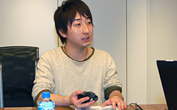 画像集#026のサムネイル/KeNNy,uNleashed & fumio×Microsoft。「SideWinder X8はゲームで使えるのか」座談会レポート