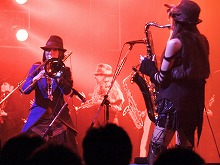 画像集#006のサムネイル/「モンスタートレイル オンライン」のテーマ曲を手がけるピストルバルブって……?