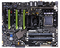 画像集#002のサムネイル/NVIDIA,PCIe 2.0&3-way SLI対応の「nForce 700」チップセットを発表