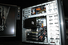 画像集#014のサムネイル/NVIDIA,PCIe 2.0&3-way SLI対応の「nForce 700」チップセットを発表