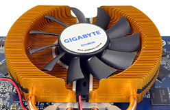 ������#003�Υ���ͥ���/Zalman�����顼��OC���ͤ�GIGABYTE��9800 GT�˥���1GB��