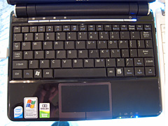 ꡼ No.006Υͥ / COMPUTEX 200809ASUSܾΦͽ2Eee PCȯɽʤɤιٻˤϼưǥåå