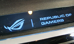 画像ギャラリー No.002のサムネイル画像 / マザーボード以外にも広がる,ASUSTeKのゲーマー向けブランド「R.O.G」