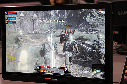 ꡼ No.003 | G-Star 2011ϡKingdom Under Fire IIפΥץ쥤ݡȤǺܡоȤʤ붯Ϥʥܥ廊ץ쥤֥ǤŸϡ㤷