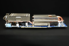 画像集#002のサムネイル/GIGABYTE,ファンレス&クロックアップ版の9600 GT搭載カード