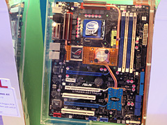 画像ギャラリー No.005のサムネイル画像 / ASUS,ゲーマー向け製品「R.O.G」の新製品フルラインナップを公開