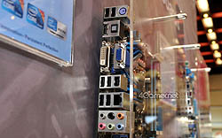 ꡼ No.008 | COMPUTEXϥޡʤ¿о줷ASUS֡ޥܡɤΥȥԥå­ǥå