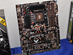 画像ギャラリー No.042のサムネイル画像 / ASUS,次世代R.O.G.マザー「Maximus V」など「Z77」チップセット搭載製品を予告。独自機能の解説も