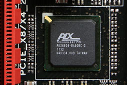 画像ギャラリー No.019のサムネイル画像 / 「Maximus V Formula」フォトレポート。8月登場予定のゲーマー向けマザー,その概要を押さえる