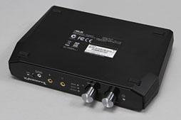 画像ギャラリー No.028のサムネイル画像 / 「Maximus V Formula」フォトレポート。8月登場予定のゲーマー向けマザー,その概要を押さえる