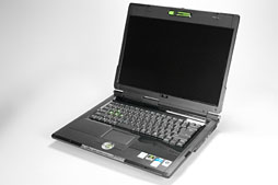 画像ギャラリー No.005のサムネイル画像 / なぜいまASUSは「R.O.G.デスクトップPC」を日本市場へ投入したのか。国内の担当者に聞く「R.O.G.ブランドの現在」