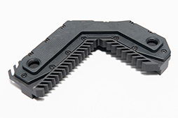 画像ギャラリー No.019のサムネイル画像 / 「MAXIMUS VI FORMULA」フォトレポート。黒い装甲板をまとったゲーマー向けマザーボードの特徴を写真でチェック