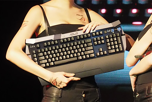 ꡼ No.015 | COMPUTEX1åȻͤΥǥ奢R9 290Xɤ27G-SYNCбվǥץ쥤ܡR.O.G.Υޡʾʸԡ