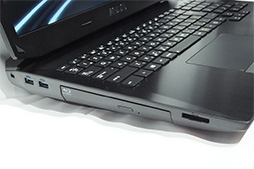 画像ギャラリー No.005のサムネイル画像 / ASUS，GTX 980M搭載のゲーマー向けノートPCなど2015年春モデルを発表。薄型2-in-1デバイスや2万7000円のWindowsタブレットも注目だ