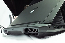 画像ギャラリー No.007のサムネイル画像 / ASUS，GTX 980M搭載のゲーマー向けノートPCなど2015年春モデルを発表。薄型2-in-1デバイスや2万7000円のWindowsタブレットも注目だ