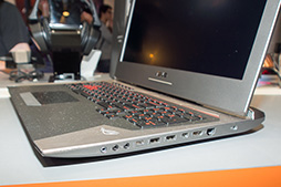 画像集#014のサムネイル/［IFA 2015］ASUS，ゲーマー向けでは世界初の液冷対応ノートPCを発表。垂直100Hz＆G-SYNC対応の湾曲ディスプレイにも注目集まる
