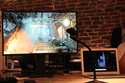 画像ギャラリー No.010のサムネイル画像 / Amazonの「200万円超のスペックが10万円」なゲームPC,最終完成品を見てきた。強烈なスペックのノートPCともども,10月13日の抽選販売は見逃すな