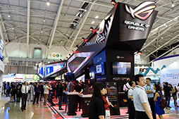 ꡼ No.002 | COMPUTEXASUSΥ󥸥˥ʹROG XG Station 2סThunderbolt 3ܦǤĤʤ볰դեåܥåλȤߤȤ