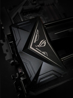 画像ギャラリー No.005のサムネイル画像 / ROG仕様のSLI HB Bridgeが国内発売。対応スロット間隔が異なる2モデル展開に