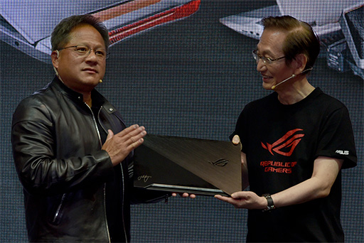 ꡼ No.005 | COMPUTEXGTX 1080ܤΡPCHDRбαվǥץ쥤ʤɡܤʤ¿о줷ASUS ROGץ쥹٥ȥݡ