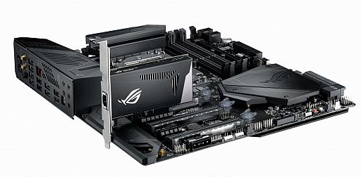 画像ギャラリー No.005のサムネイル画像 / ROGのRyzen Threadripper対応マザーボード「ZENITH EXTREME」が8月10日発売