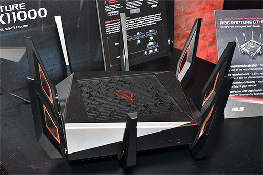 ꡼ No.011 | COMPUTEXϡROG׽α䥯顼鿷ΡPCƥòޥۡROG Phoneо夬äASUS٥ȥݡ